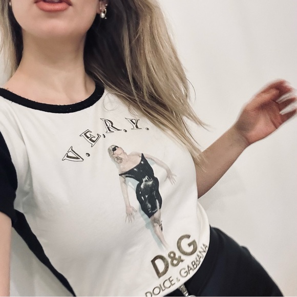 Authentic Vintage D&G Dolce & Gabbana Graphic Very T-shirt Size XS - Picture 3 of 15